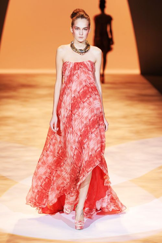 Illustration for article titled Christian Siriano Spring 2011: Romance, Drama, Ferosh!